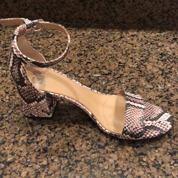 Gianni Bini Snake Print Heels 